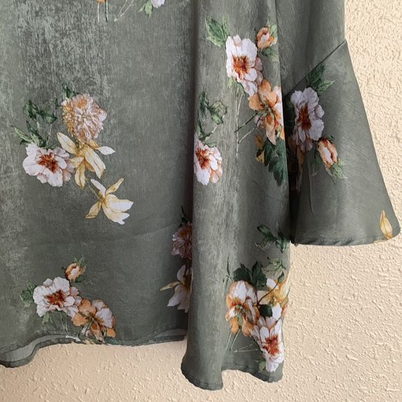 5 for 35$ Miola adorable print tunic - Picture 4 of 10